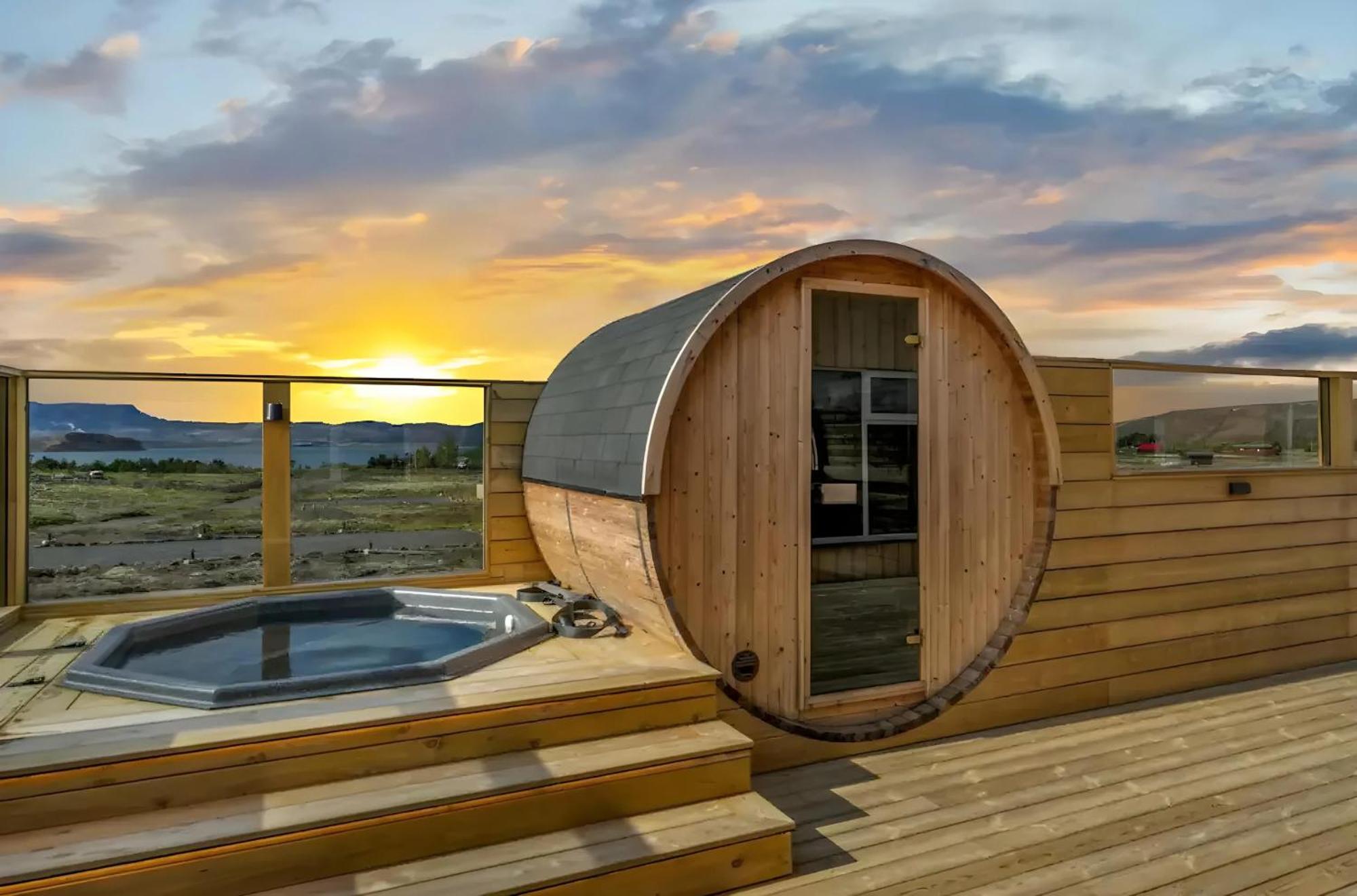 Cozy Cabin With Hot Tub & Sauna - Ultimate Retreat Veithilundur Exterior foto